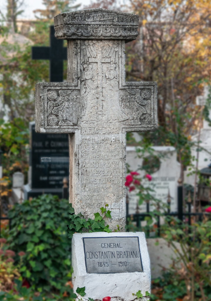 Crucea lui Ioan Pometcovici, cimitirul Bellu, 2023